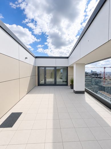 Exclusief 3-kamer-penthouse in het PRÄDIUM Frankfurt | 169 m² | skylinezicht | 18e verdieping – Terrasse