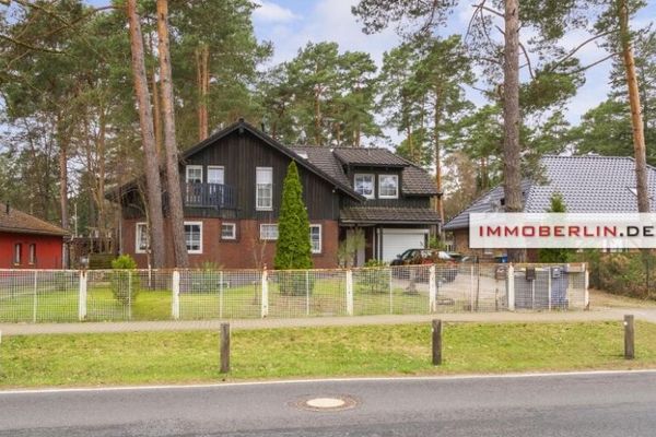 IMMOBERLIN.DE - Güneye bakan, doğayla iç içe arsada muhteşem müstakil ev, ilave dairelerle