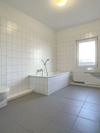 Badezimmer_Wanne