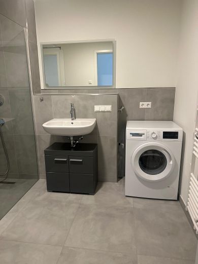 Moderne vollmöblierte 2-Zimmer-Wohnung mit Balkon in der Schwetzingerstadt – Foto 4