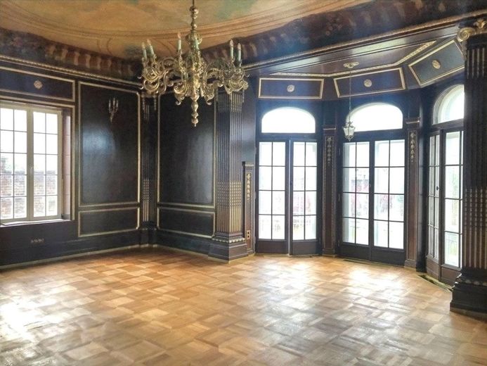 Ikone historischer Wohnkultur - Exklusive Fabrikantenvilla mit unvergleichlichem Charakter – Wohnzimmer EG