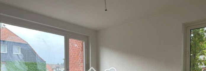 Neu sanierte 2-Zimmer-Wohnung mit Balkon in Oberhausen