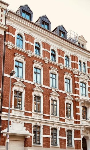 Место первого заселения после санации - светлая мезонетная квартира прямо у Шлёßteих – Gründerzeitliche Fassade