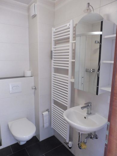 Großzügige 3-Zimmerwohnung, 96 m², in bester Lage Würzburg-Frauenland – Bad 2