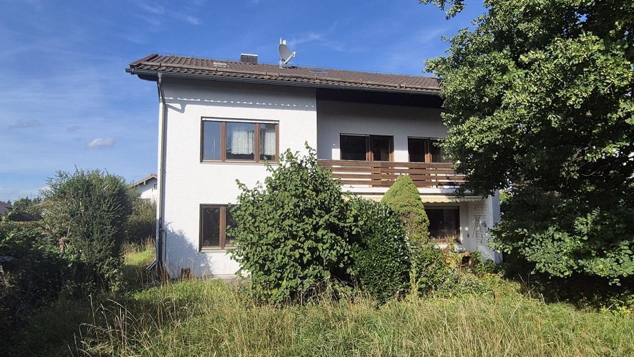 Casa (necesita renovación) en Riedering - Neukirchen – Ansicht Süd