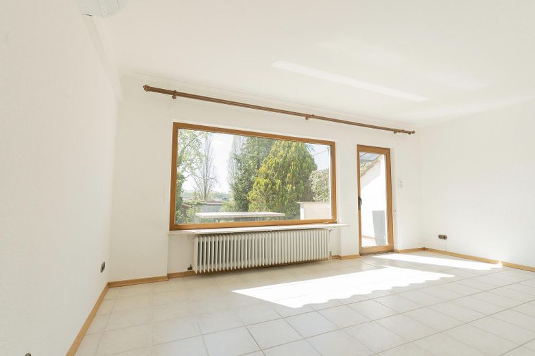 EG Wohnbereich m. Gartenzugang