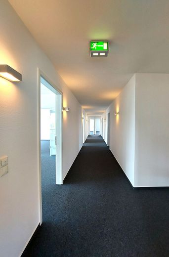 PROVISIONSFREI | Office Center | VIELSEITIG NUTZBAR | MODERN & HOCHWERTIG  | diverse Flächen – Foto 8