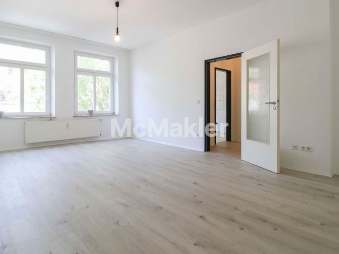 Appartement en copropriété de 2,5 pièces récemment rénové dans un bâtiment scolaire historique - disponible immédiatement ! – Photo 1