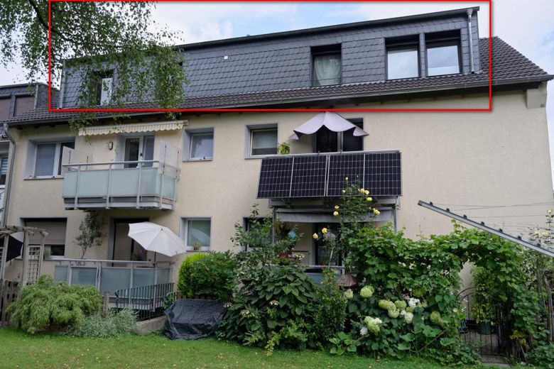 SENZA PROVVIGIONE: Luminoso appartamento di 4 locali a OB-Sterkrade -Eccellenti condizioni energetiche! – Gartenansicht