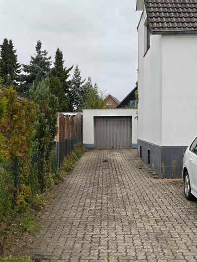 Attractive plot with existing building in Norderstedt-Mitte for sale – Photo 4
