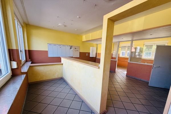 Ufficio + magazzino di 150 m² | appena ristrutturati | posti auto | Dortmund Mengede