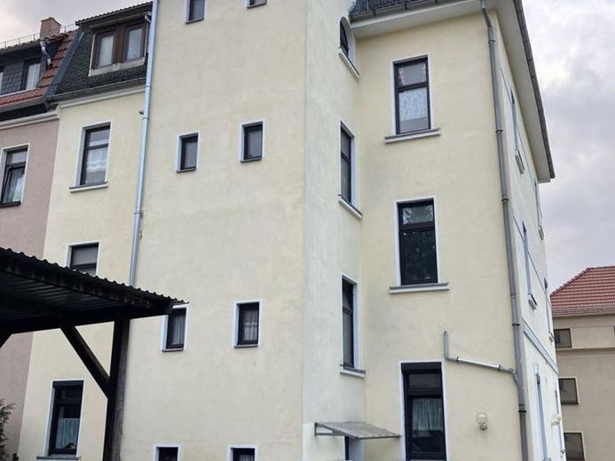MFH mit Garagen, Hinterhaus und einem extra Grundstück! – Foto 1