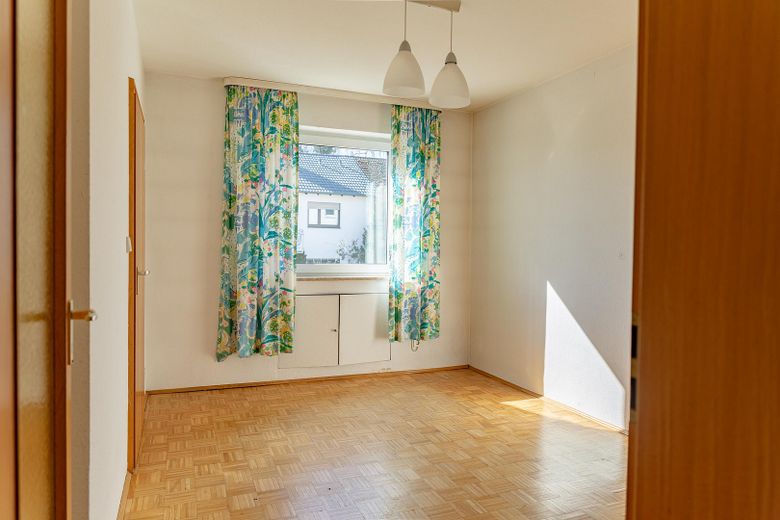Zimmer 2 EG