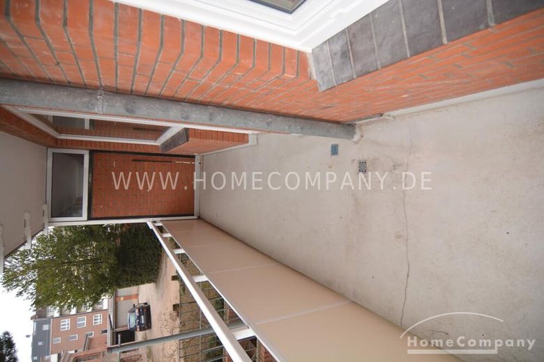 Zentrale 2-Zimmer-Wohnung mit Balkon in Kiel-Schreventeich, möbliert – 47458903548fd284970b843e771f06507f519af0.jpg