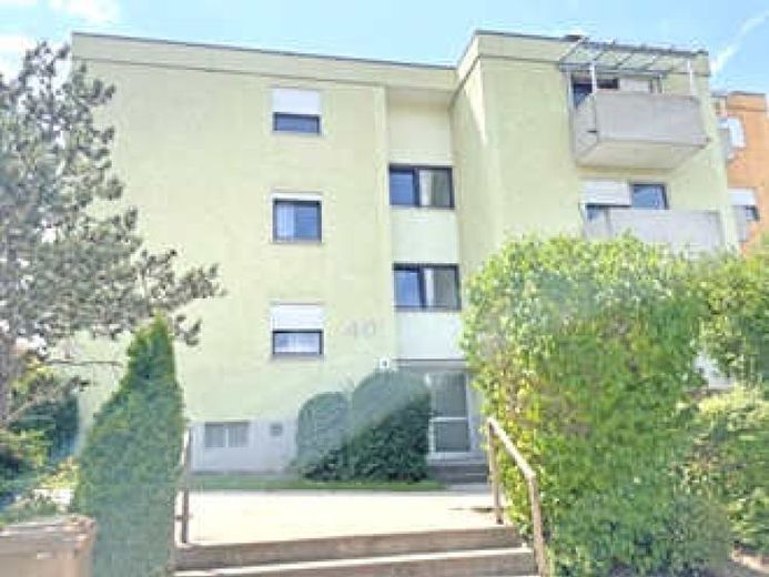 Helle und großzügige 5 Zimmer Eigentumswohnung in Treuchtlingen – Foto 1