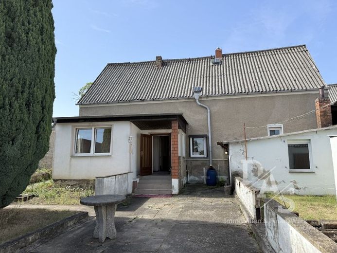 Handwerker gesucht! Sanierungsbedürftiges Einfamilienhaus mit großem Grundstück und Nebengebäuden – फोटो 1