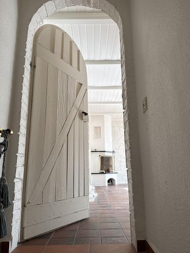 Souterrain zum Wohn-/Esszimmer