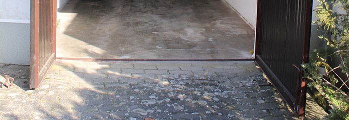 Garage mit Anbau