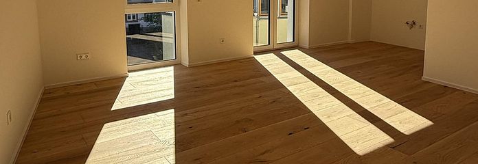 Pierwsze zasiedlenie po generalnym remoncie – nowoczesne mieszkanie 3-pokojowe w Aschaffenburgu – Wohnzimmer / Küche