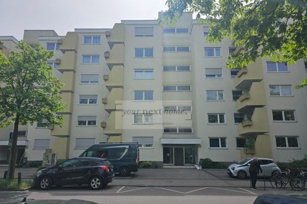 Appartamento al piano in vendita in posizione tranquilla vicino al centro di Saarbrücken.