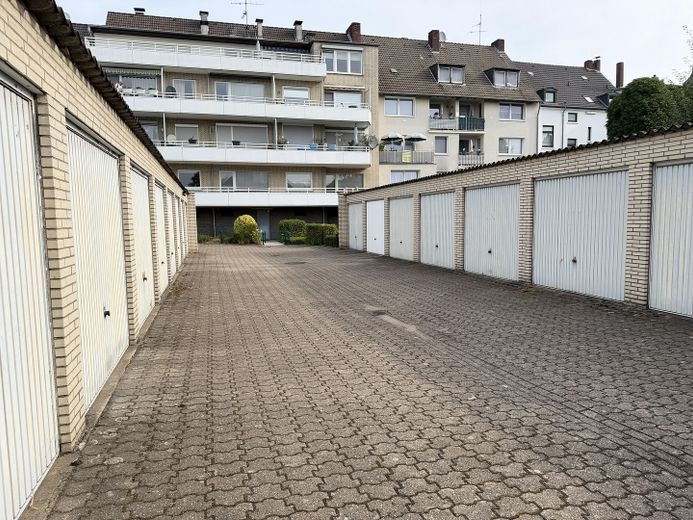 Garage als Kapitalanlage oder zur Eigennutzung zu verkaufen – Garagenhof