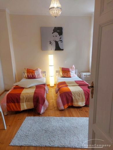 Traumhafte, neu renovierte 2-Zimmer-Wohnung in historischem Lübecker Altstadthaus – ac122dd5d454c69f97a41c636a7efc0e18509bab.jpg