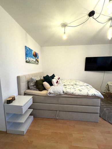 Schöne WG geeignete Wohnung mit Süd-Westbalkon – 2. Schlafzimmer