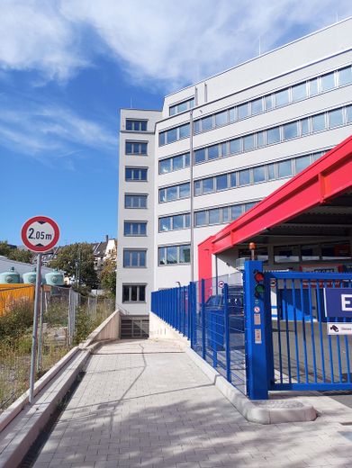 POSTI AUTO IN GARAGE INTERRATO IN POSIZIONE STRATEGICA, SENZA PROVVIGIONE – Foto 2