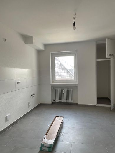 Im Herzen von Büderich - in 2024 kernsanierte wunderschöne 2-Zimmerwohnung mit Balkon – Küche - Archivbild -