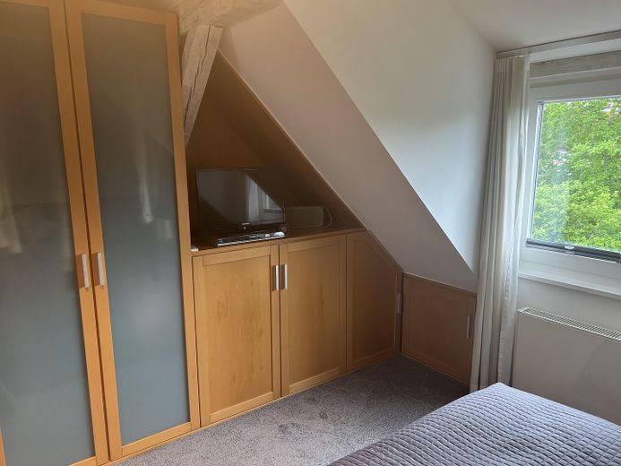 Schlafzimmer DG