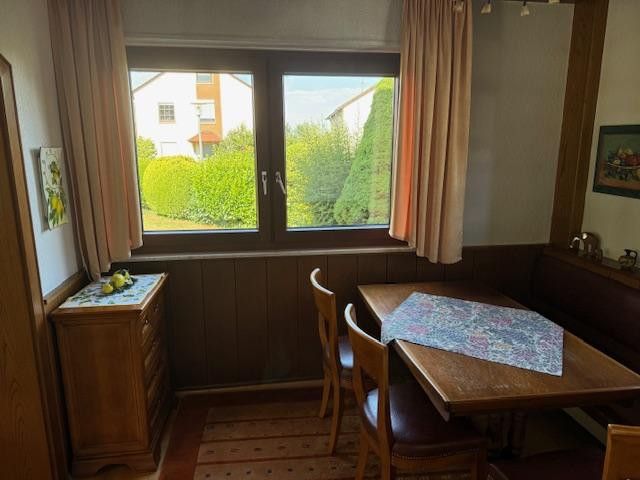 Blick vom Esszimmer in Garten