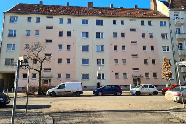 Vermietete 3 Zimmer Wohnung in ruhiger Charlottenburger Lage