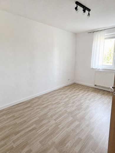 6 konut birimi + garajlar * %7 BMR* enerji sınıfı B – Wohnung Beispiel EG rechts
