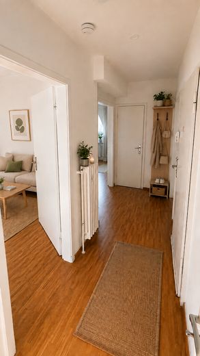 Keyifli 42 m² – merkezi konumda 2 odalı çatı katı dairesi – Einrichtungsbeispiel