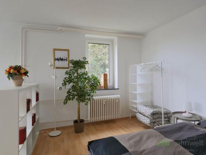 (EF1217_M) Kassel-Stadt: Kirchditmold, möbliertes Single-Apartment mit breitem, Bett, Waschmaschine und Balkon – Foto 1