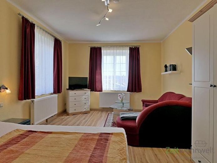 (EF0680_M) Eisenach: Eisenach, möbliertes Apartment in einer Villa mit Terrasse und Garten, Reinigungsservice inklusive – Foto 1