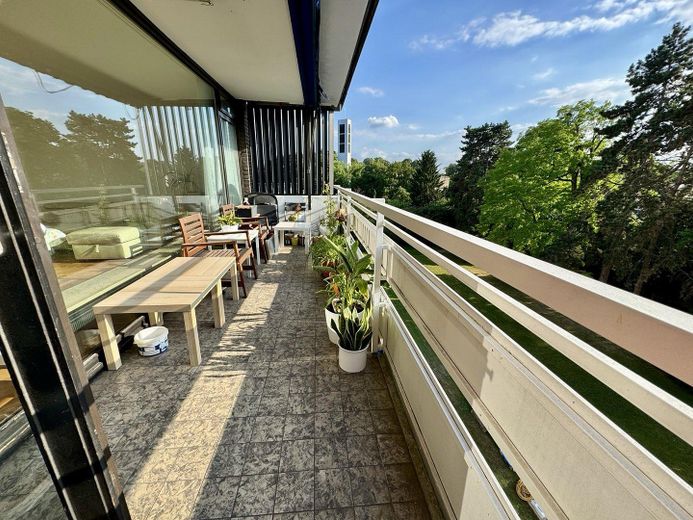 *PROVISIONSFREI* Helle 4-Raum-Wohnung mit 2 Balkonen in gepflegtem Haus – Balkon 2