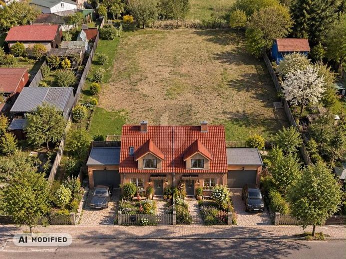 LEBEN AM DORFTEICH - RUHIG, NATURNAH, BESONDERS – Foto 1