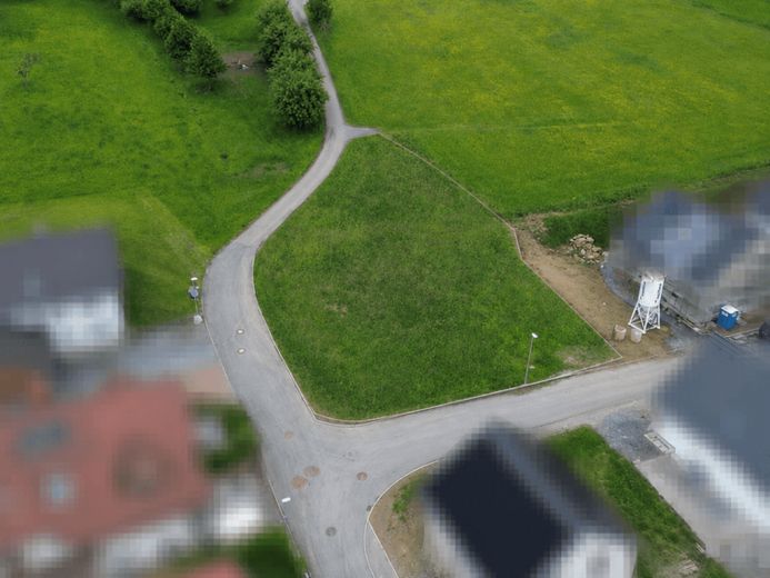 Bauplatz im Schwarzwald – Sonniges Eckgrundstück – Foto 1