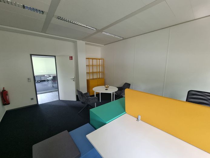 Premium Office – Sofort bezugsfertiges Büro mit Glaswänden und Top-Ausstattung – Foto 19