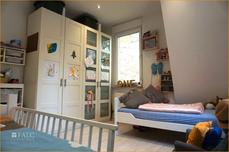 Kind / Büro / Gast