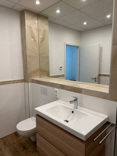3 Zimmer Wohnung am Bach – Bad