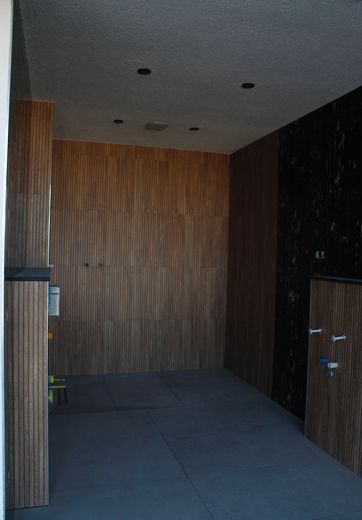 سكن حصري بإطلالة بانورامية – Badezimmer
