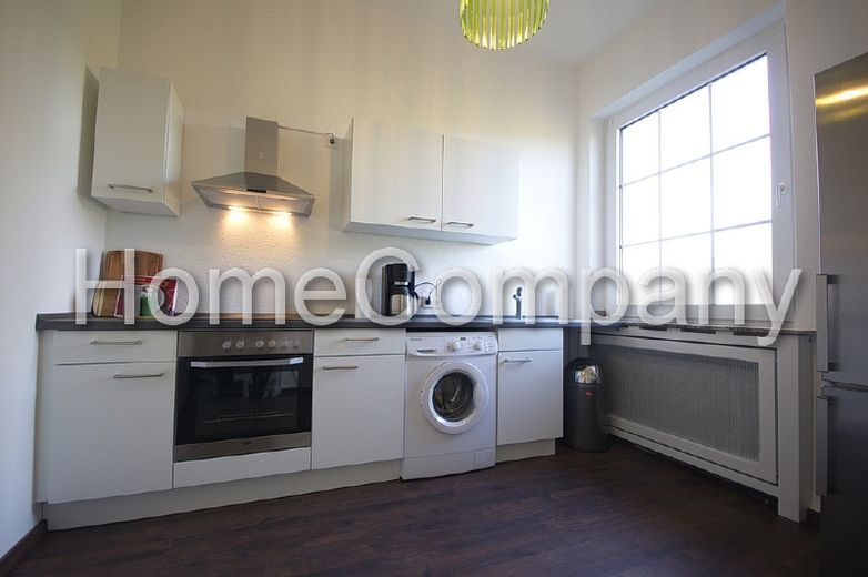 Modern und stilvoll gestaltete Wohnung in einer Altbauvilla auf einem parkähnlichen Grundstück Nähe Kemnader Stausee. – 6f7a7745f6bb874e9bf620a17af2f61e4f437f11.jpg