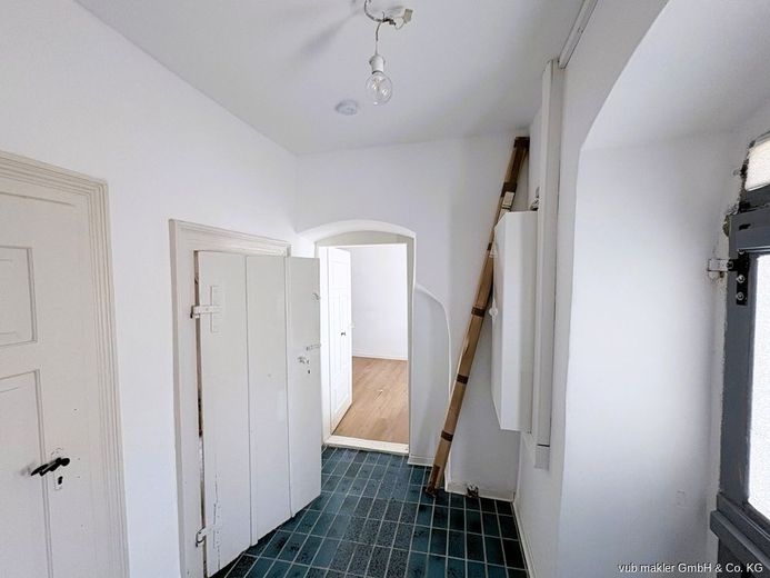 Ruhige Lage in Wunsiedel mit vielseitigen Freizeitmöglichkeiten – VUB0002377-2