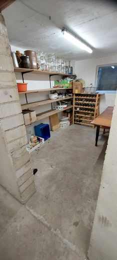 Ideal für Pferdehaltung - Einfamilienhaus, Baugrundstück, Stall und Hausweide / Resthof – Kellerraum