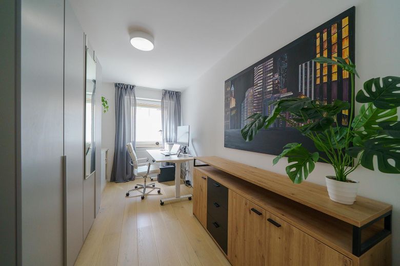 Kind/Büro