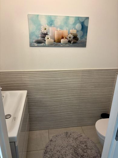 Reihenmittelhaus zu verkaufen – Gäste-WC 
