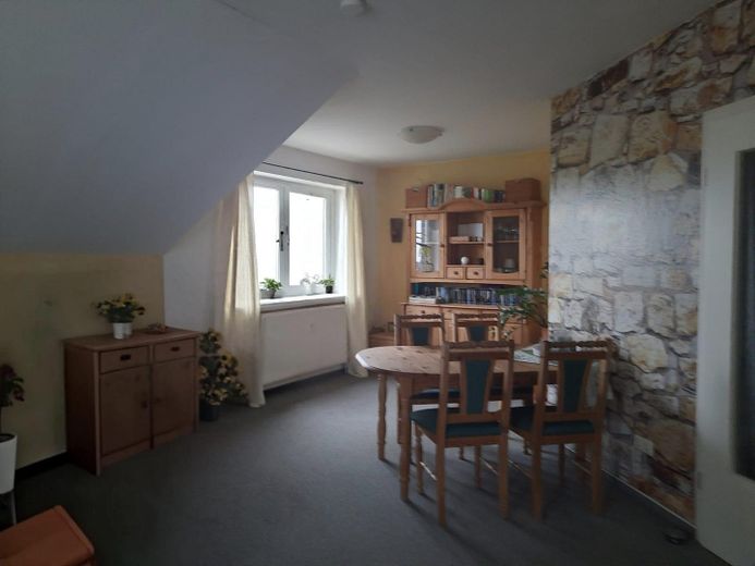 3 Zimmerwohnung in gepflegter Wohnanlage – Wohnzimmer