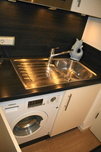 Ruhiges modern, möbliertes Appartement nähe Ostbahnhof – Küche
